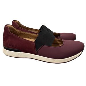 Vionic‎ Cadee Shoes Womens Size 8 Mary Jane Comfort Purple Wine Suede Slip On